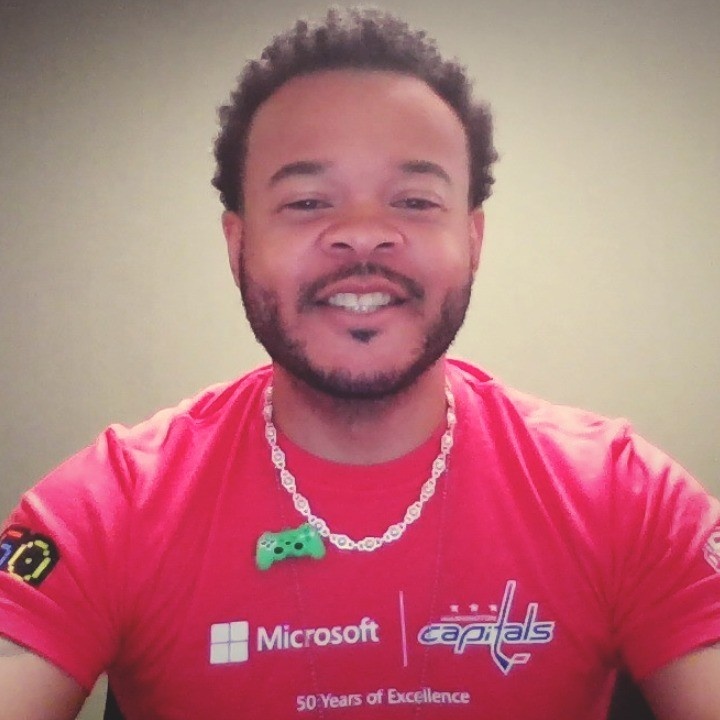 Desmond Powell Headshot